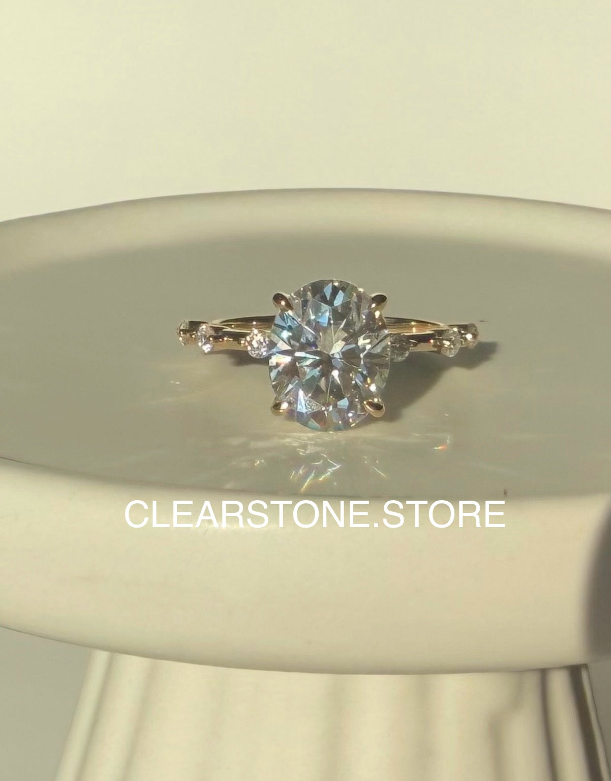 14K YG THE NAOMI (OVAL, 3 Carat) SIZE: 6.5