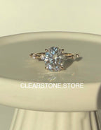 THE NAOMI (Oval, 3 Carat) LAB DIAMOND