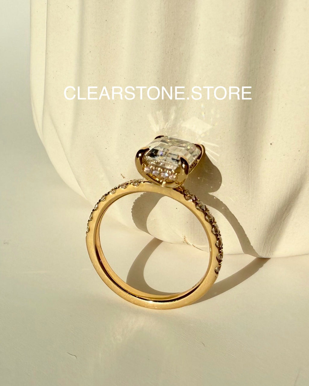 THE EDEN (EMERALD, 3 Carat) LAB DIAMOND