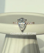 THE EVA (PEAR, 3 Carat)
